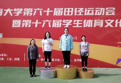 女子青年100m 颁奖 女子青年100m 颁奖