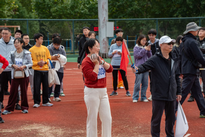 女子中老年铅球 王润英 女子中老年铅球 王润英